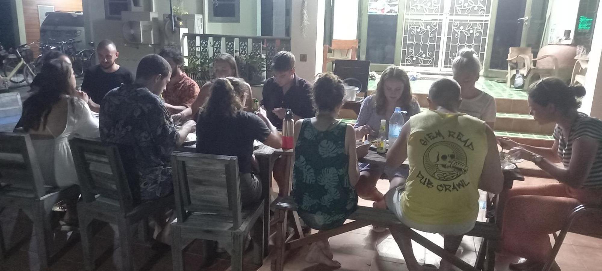 Plus Hostel Ayutthaya Экстерьер фото