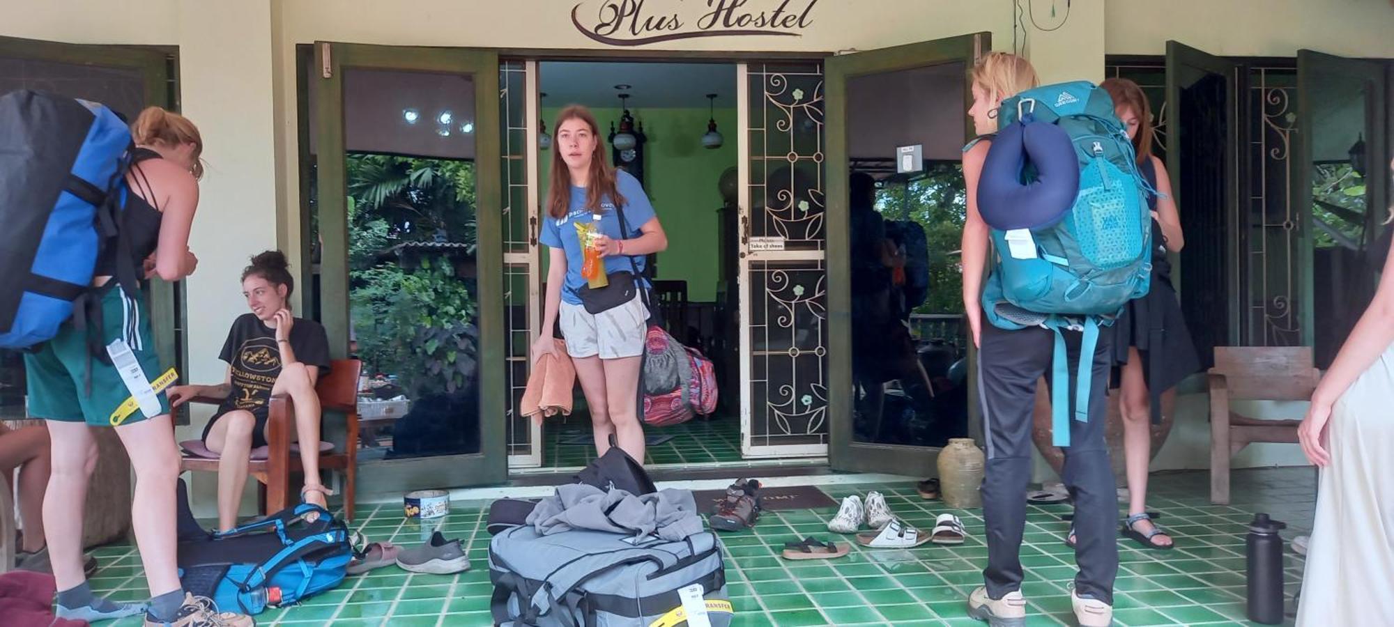 Plus Hostel Ayutthaya Экстерьер фото