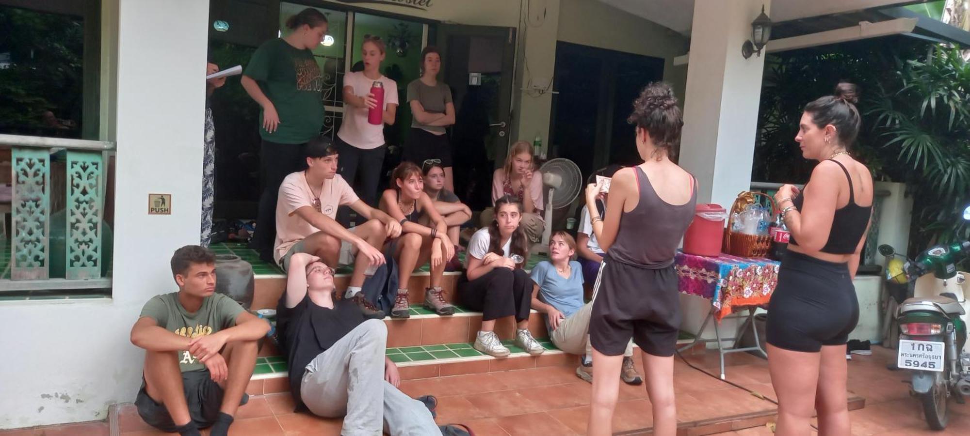 Plus Hostel Ayutthaya Экстерьер фото
